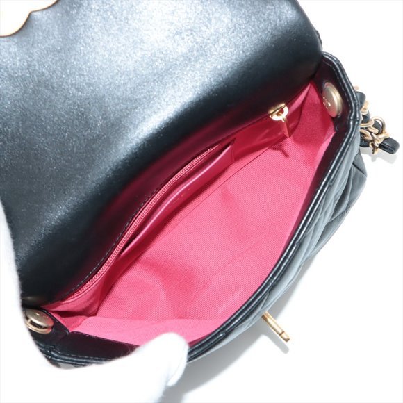 SOLD OUT ❌Chanel Matelasse Lambskin Chain shoulder bag Black Gold Metal fittings - Picture 6 of 11